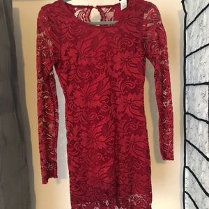 NWOT Windsor Floral Lace Long Sleeve Dress